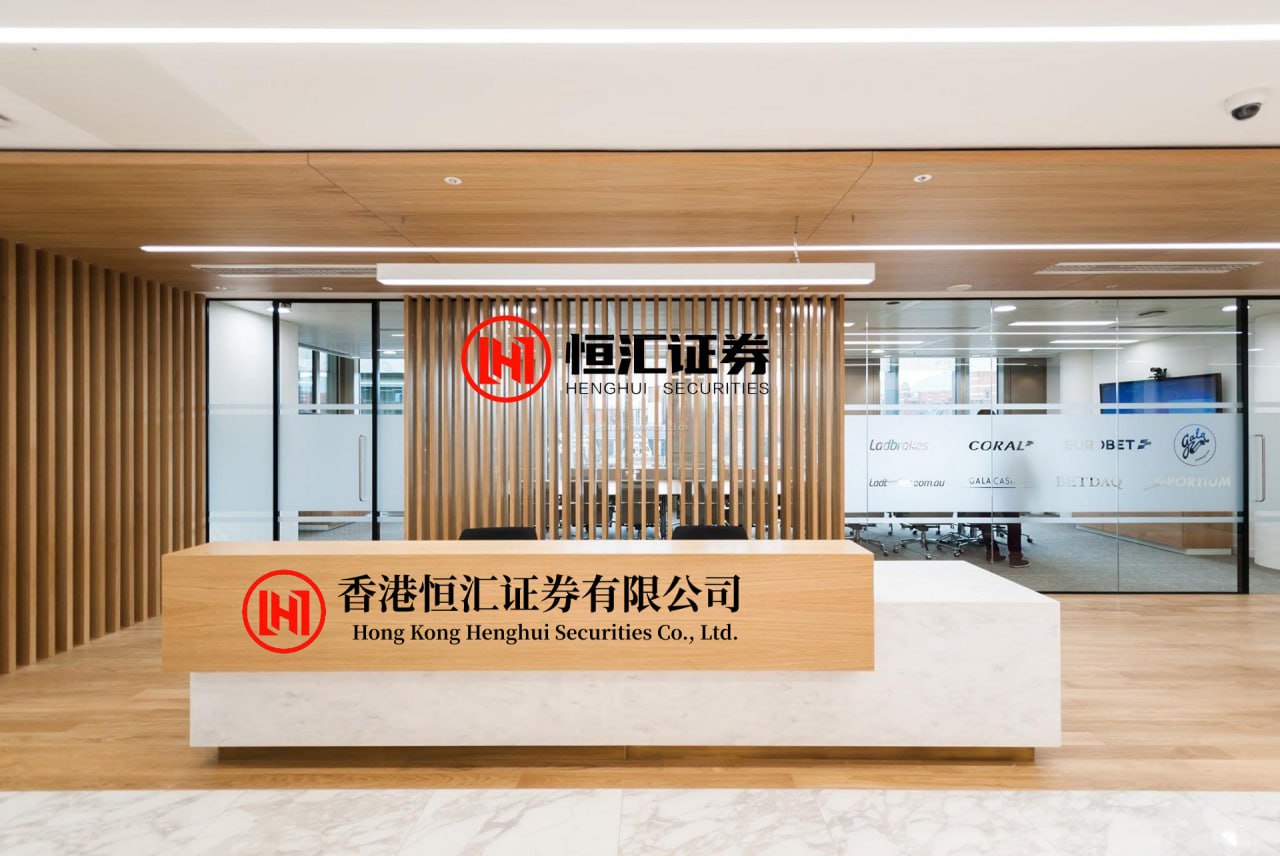 广盛网 大行情一触即发！美联储纪要鹰派施压，金价高位回调待 PCE 指引......